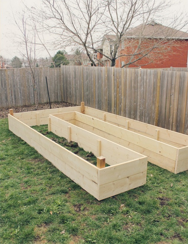 u-shaped raised garden bed